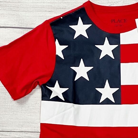 The CHILDREN’S PLACE Flag Stars Stripes Shirt Boys SZ Small 5/6 Short Sleeve NEW - Picture 2 of 6